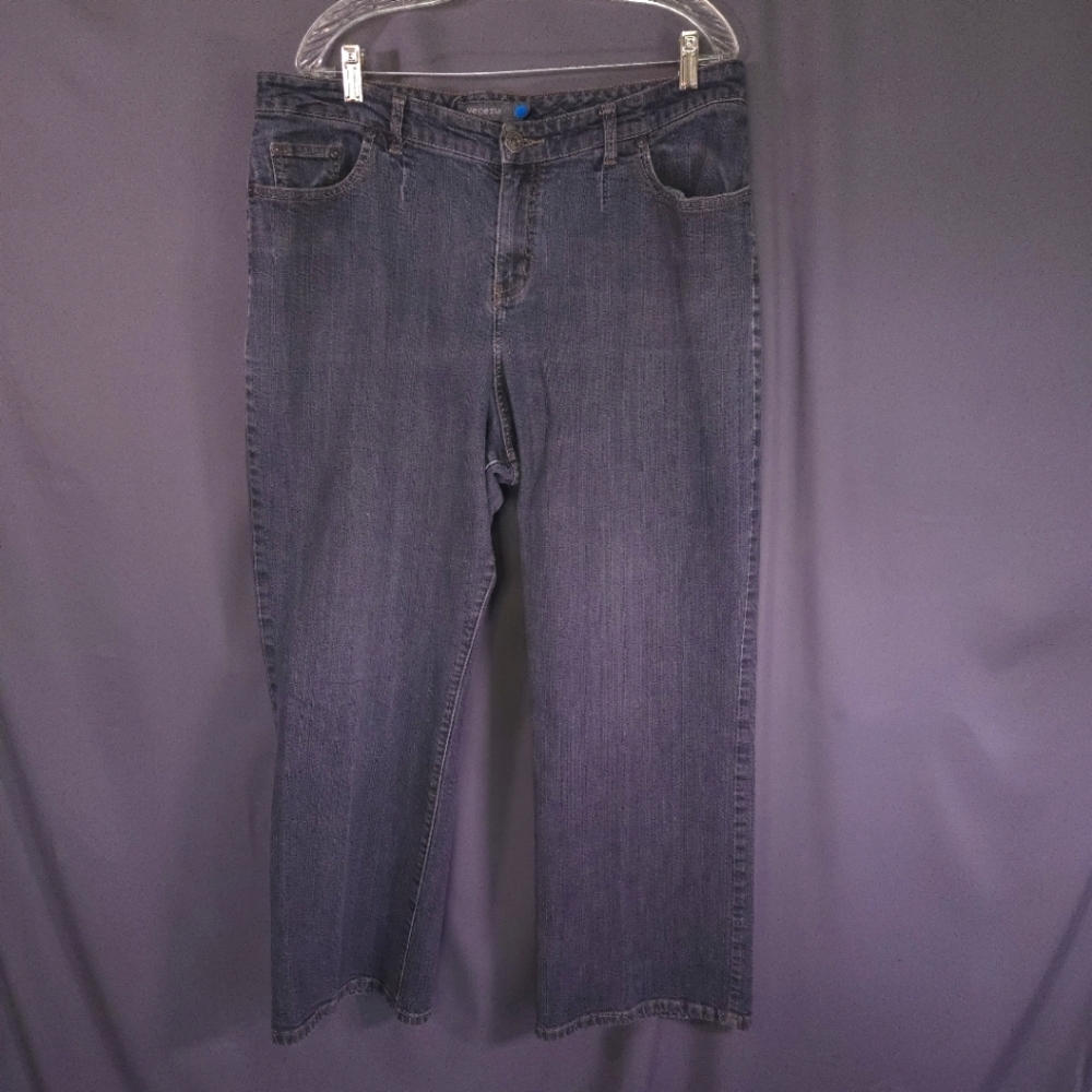Venezia Jeans Bootcut Dark Wash‎ Stretch Size 3 Petite or 18